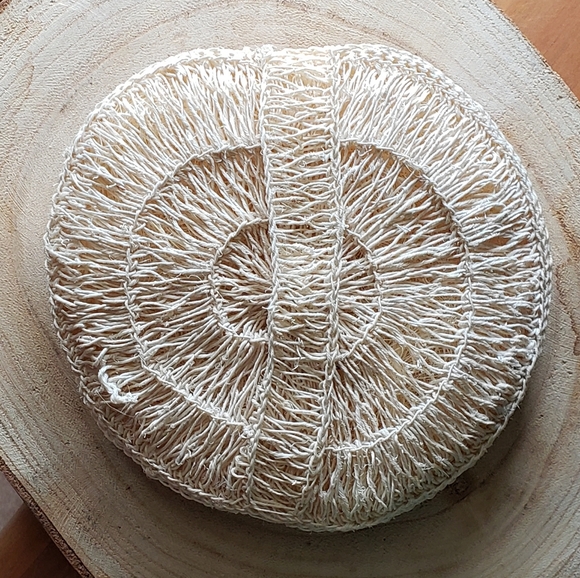 🌿 Handmade Mexican Maguey Woven Loofah - Picture 2 of 6